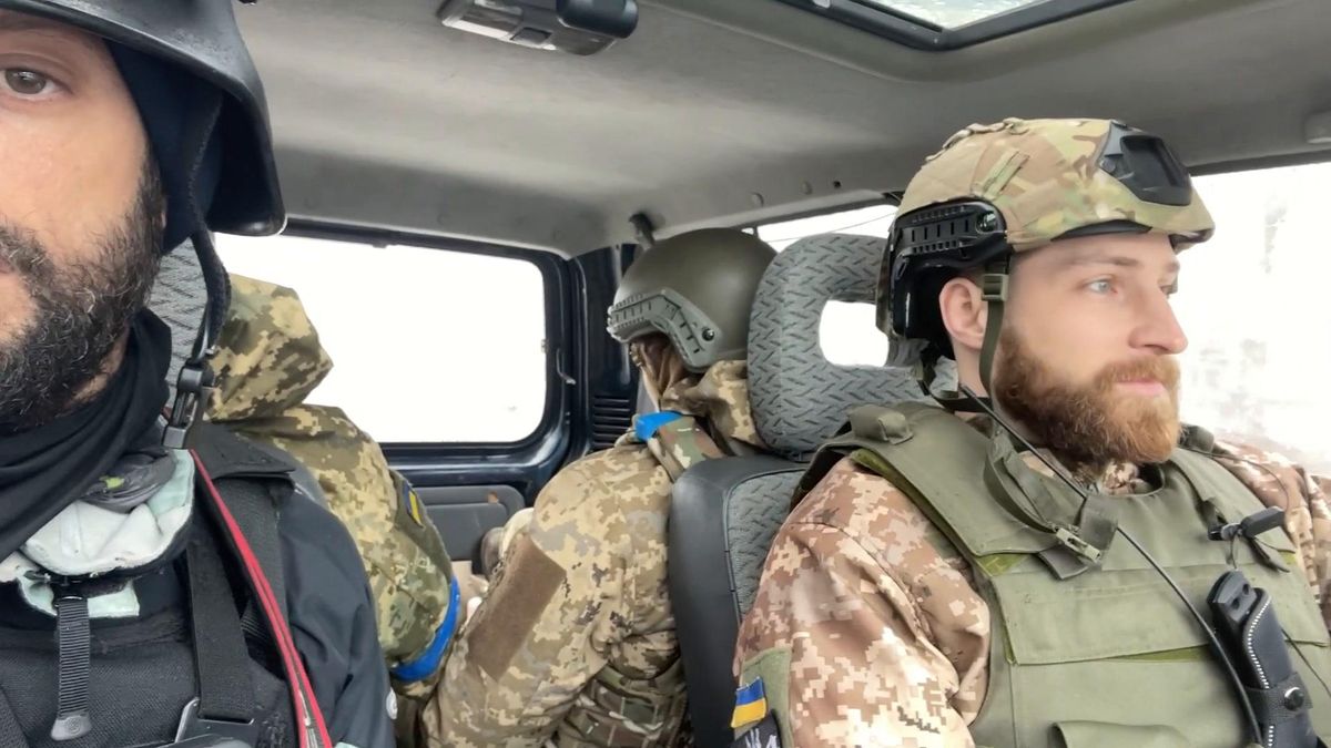 Reportage da Kiev: le case di Bucha saccheggiate dai russi