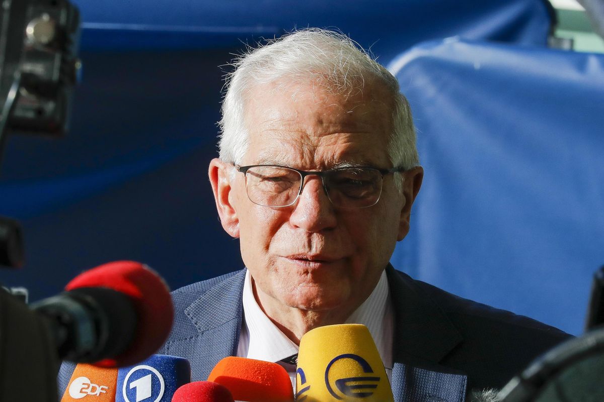 Borrell stila l’elenco dei missili per Kiev. Ma con quale potere?