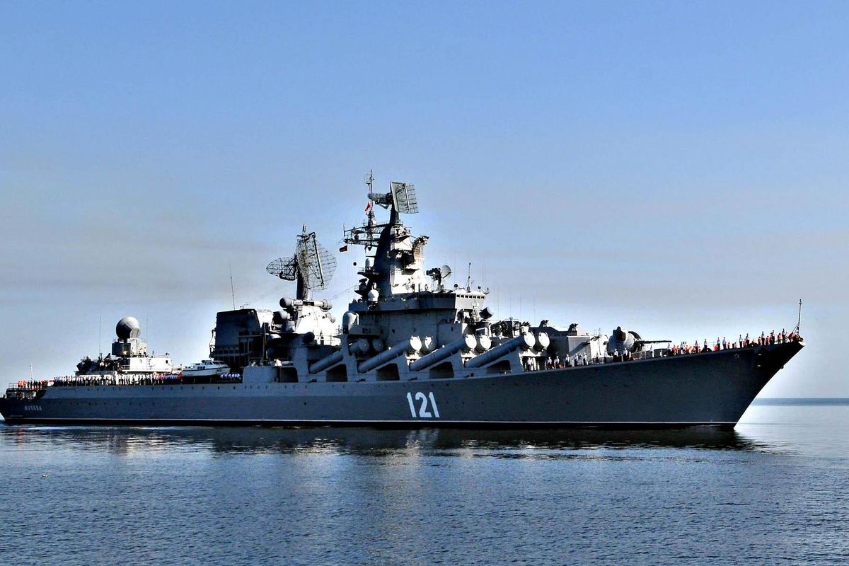 Colpita da Kiev o guasto tecnico? L’ultimo giallo è sulla nave Moskva