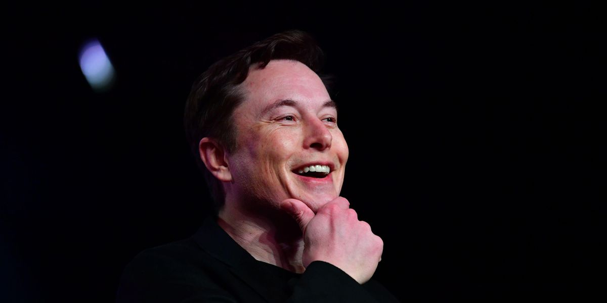 Elon Musk Snuck a Weed Joke Into His Twitter Bid