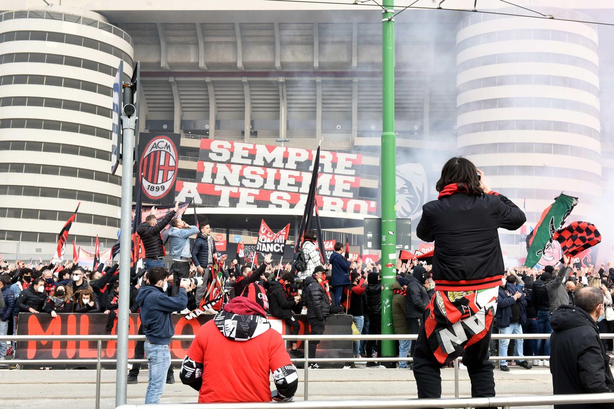 Milan, Elliott in trattativa con Investcorp. Ma niente esclusiva: ci sono altri gruppi