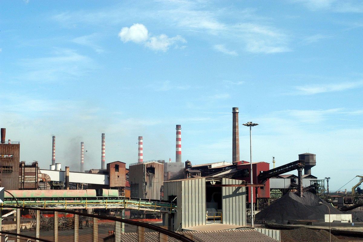 Ex Ilva, si infiamma la polemica sui fondi a rischio per la bonifica