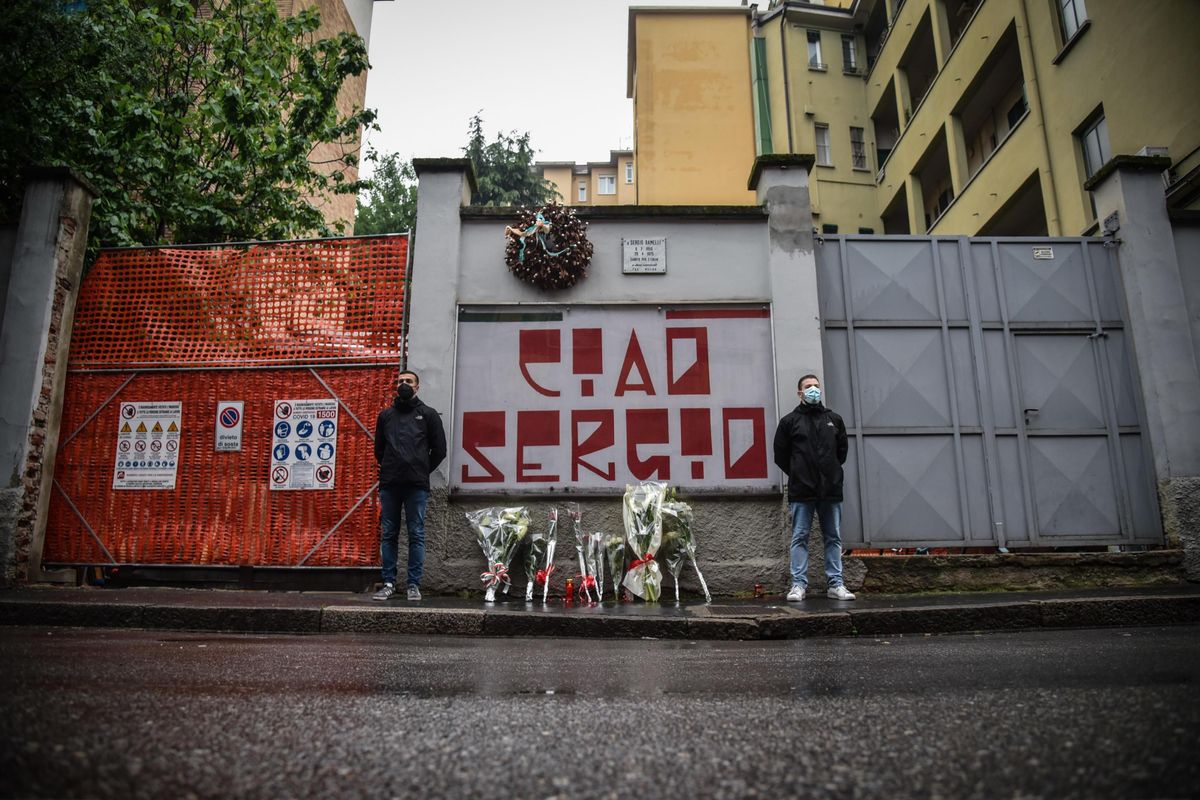 «Repubblica» fa la pace con l’Anpi e invoca il divieto di ricordare i morti