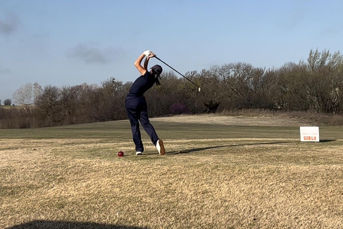 HIGHLIGHT VIDEO: McKinney North Lady Bulldogs compete in District golf tournament