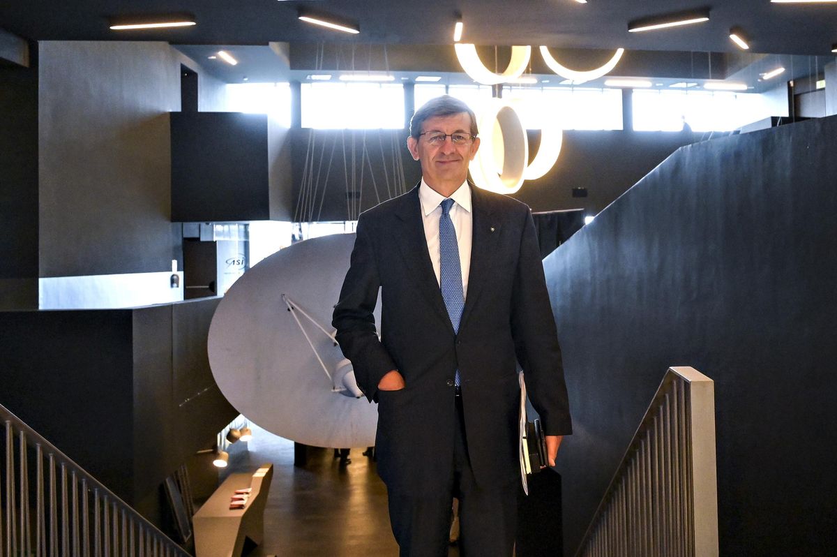 Colao spieghi i piani di Tim Brasile