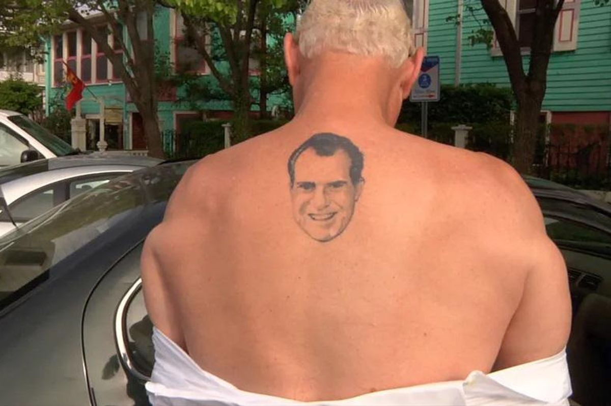 Let Roger Stone Show You His Nixon Tattoo And Tell Ya ALL ABOUT DC Cokeboner Orgies