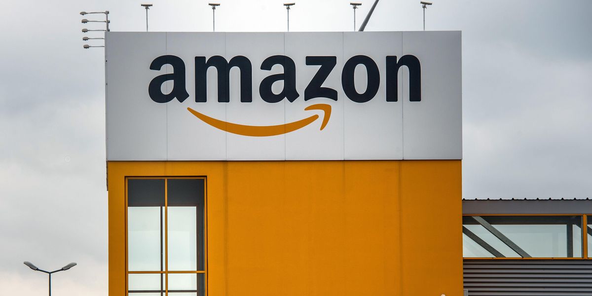 Staten Island Warehouse Becomes First Amazon Union