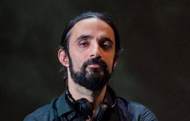 Francesco Mazza: «Mio padre ricostruì il sorriso al Cav. Io nascondo le facce delle persone»