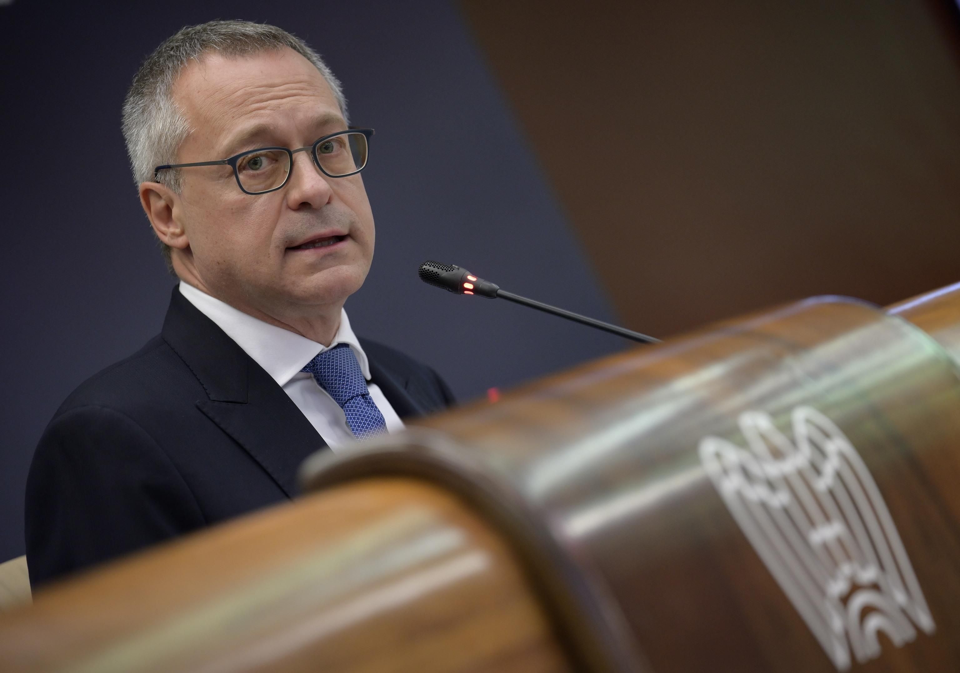 Confindustria, la bella addormentata sulla bolletta