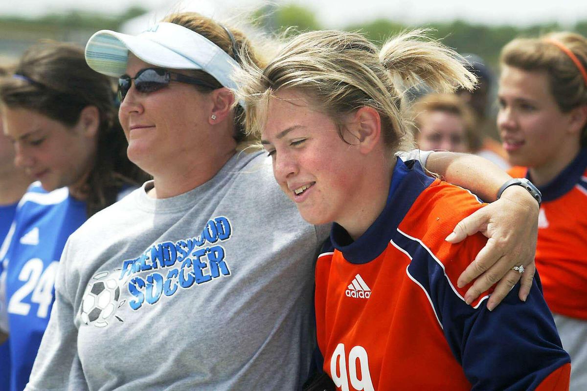 ARS Coach of the Week: Laura Peter of Friendswood Girls Soccer