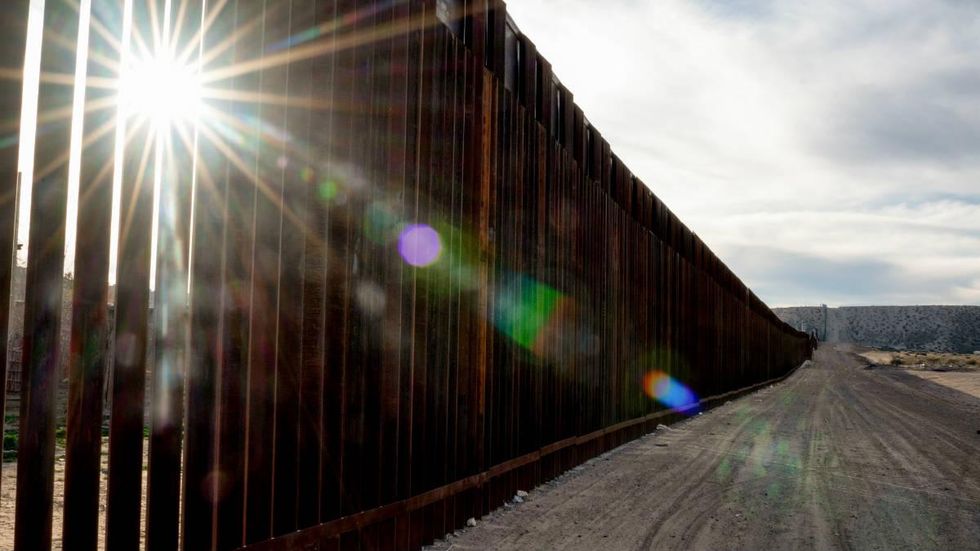 Horowitz 8 steps states should take to stop Bidens border invasion