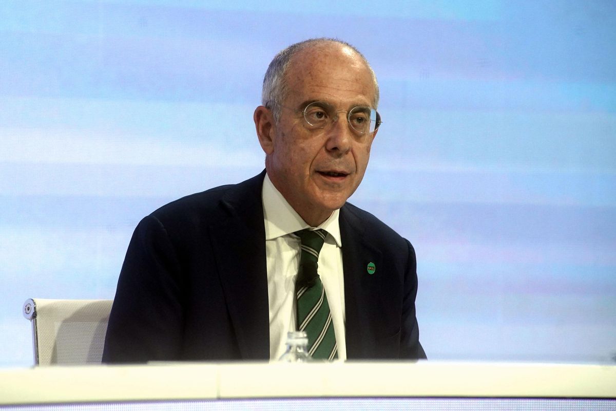 Eni ed Enel gettano acqua sul fuoco  
Impatto minimo dalle imposte del governo