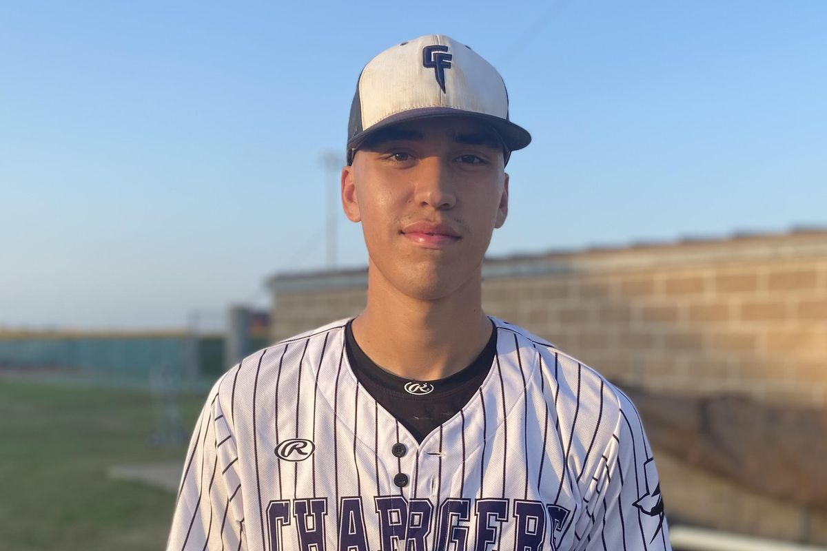 Vargas lifts Fulshear to bi-district playoff sweep