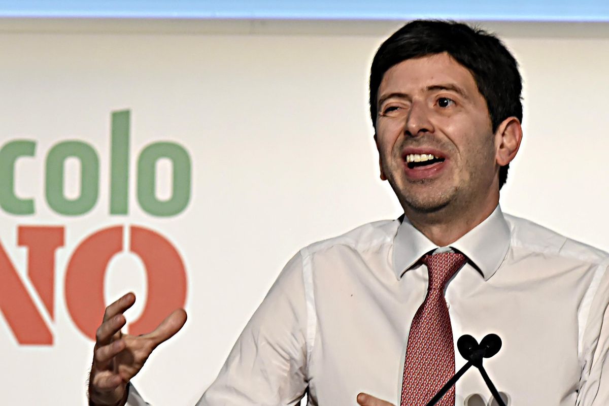 Più i booster fanno flop, più Speranza insiste