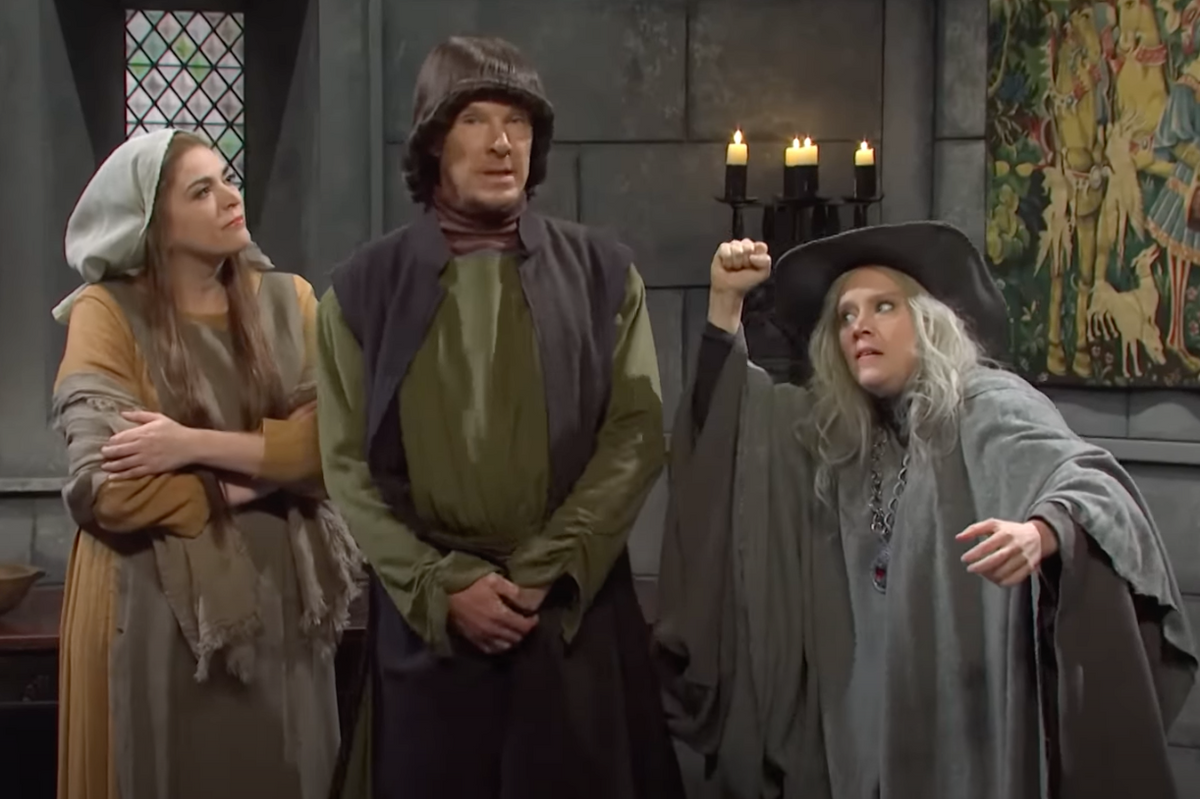 SNL Cold Open Takes On Alito's Medieval Justification For Taking Reproductive Rights Away, Burning Witches