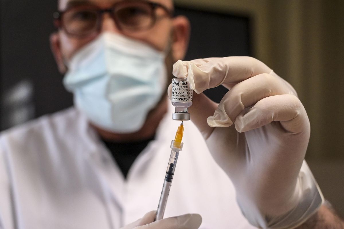 BioNTech, con i vaccini trimestrale di lusso. Triplicati ricavi e utile rispetto al 2021