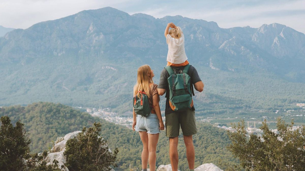 Viaggi a misura di bambino: i luoghi ideali in cui trascorrere un weekend insieme ai figli piccoli