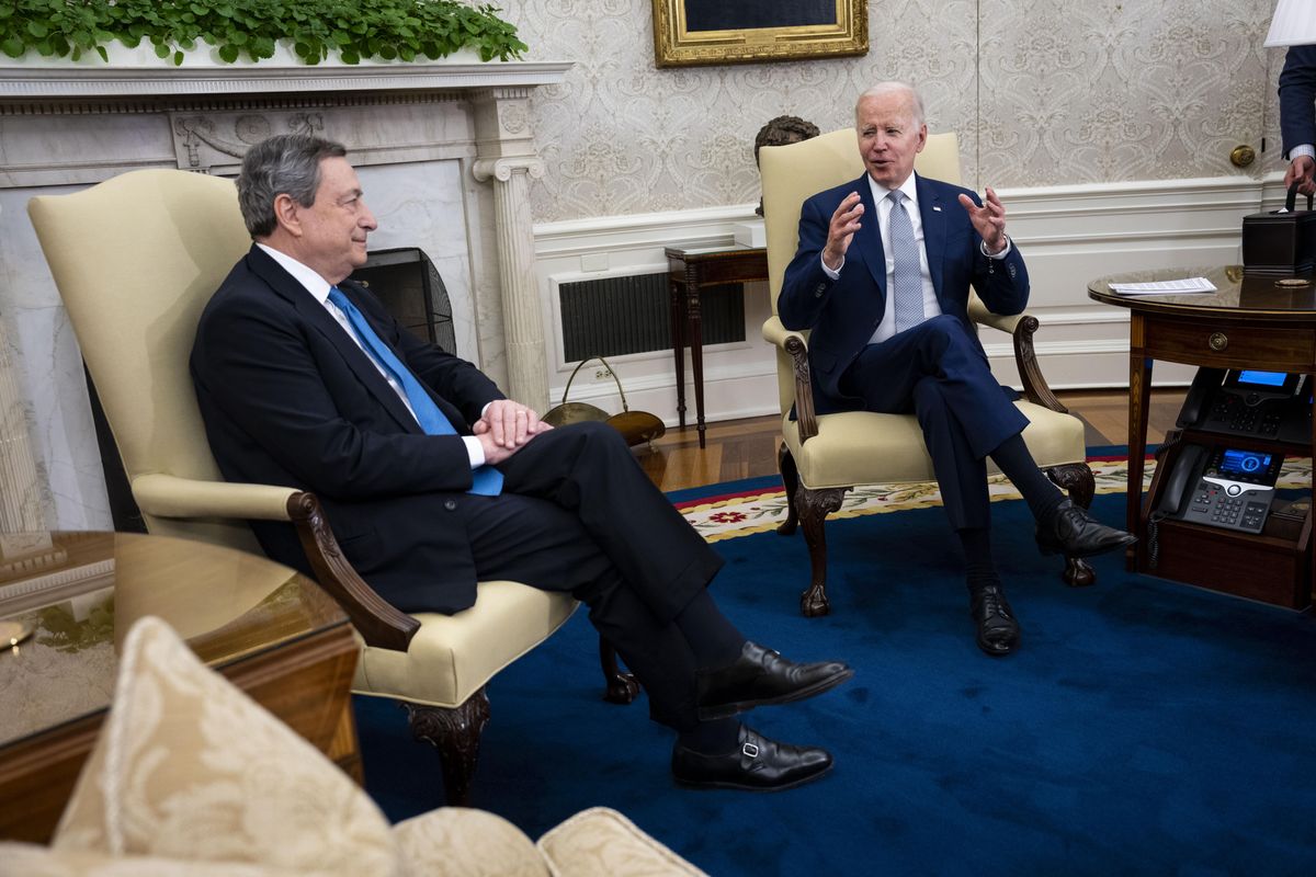 Biden incorona Draghi: «Hai saputo unire la Nato e l’Europa»
