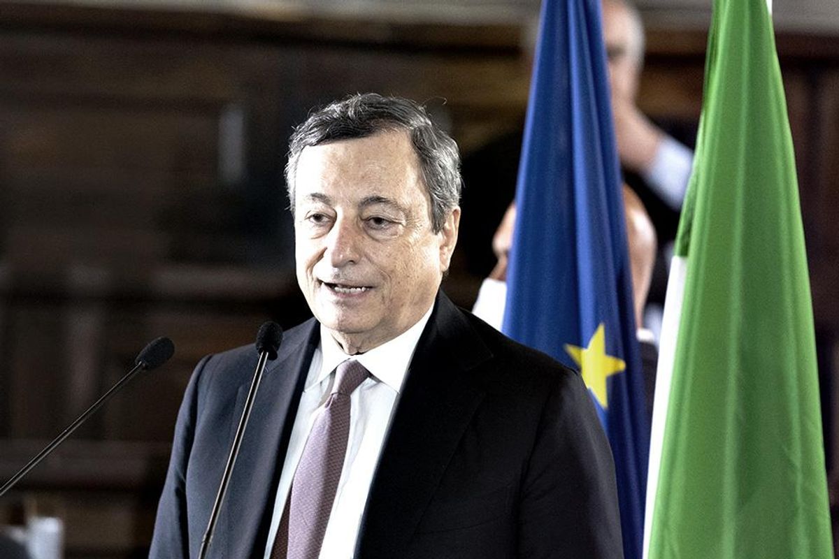 Draghi svolta sul gas: «Paghiamo in rubli»