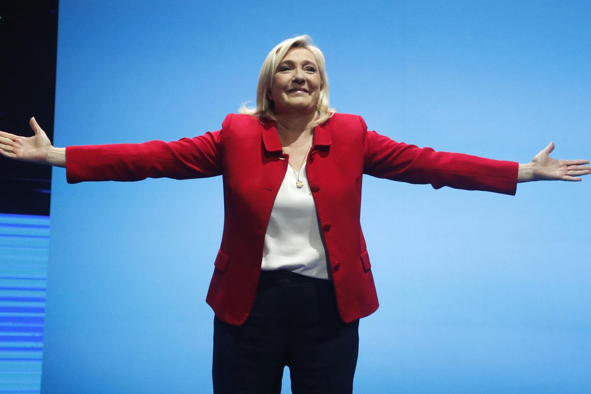 I vescovi sfatano il tabù Le Pen. La Chiesa ora scopre la «rive droit»