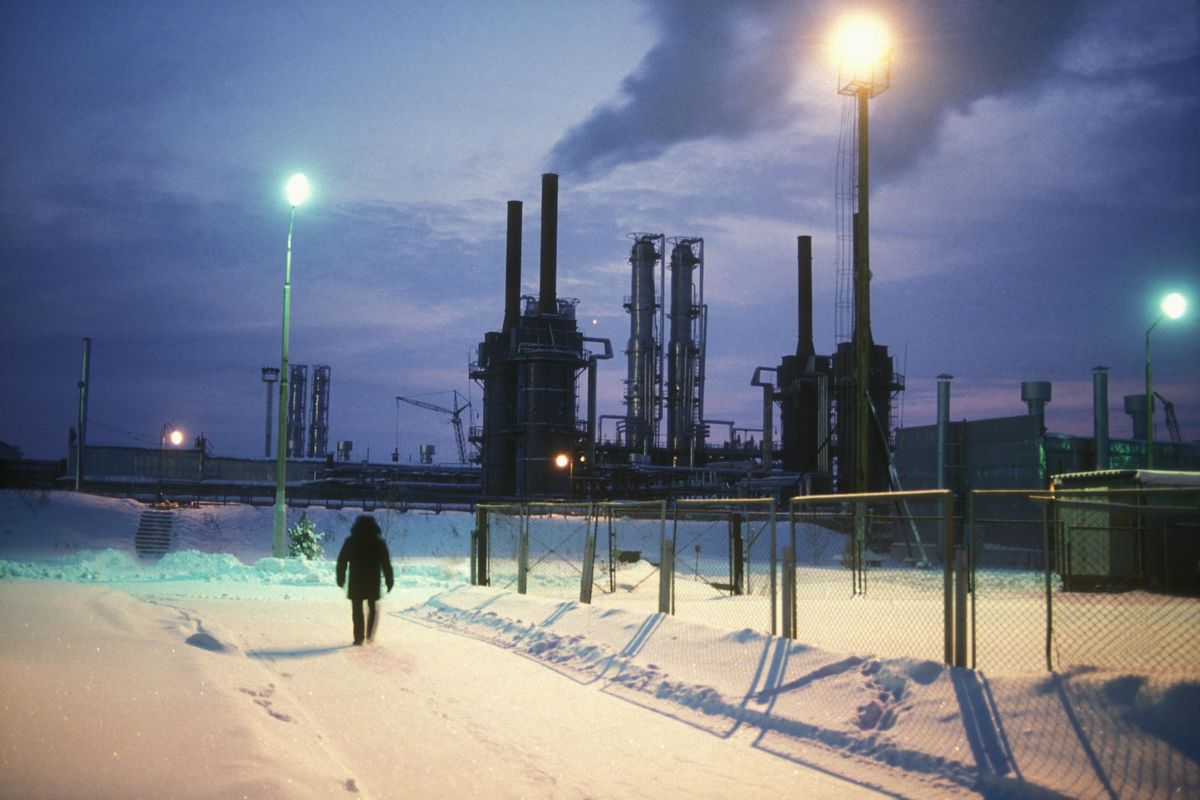Fumo negli occhi sull’energia. Senza gas russo è il disastro