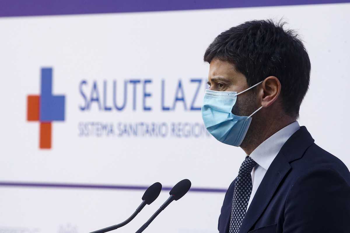 Speranza si nasconde sul Covid e pensa a sopravvivere alle elezioni