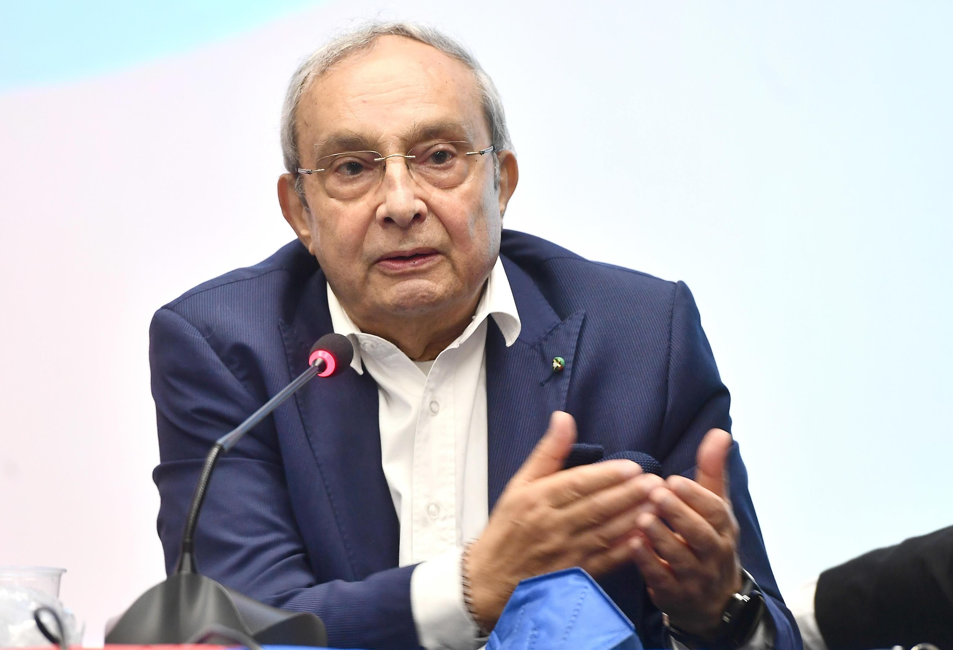 Bono-story: le zarine in lotta e lo spionaggio