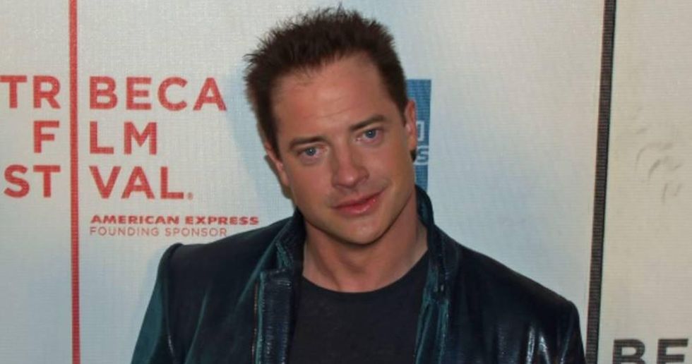 Brendan Fraser has an emotional moment after fans thank him for 'making my childhood awesome'