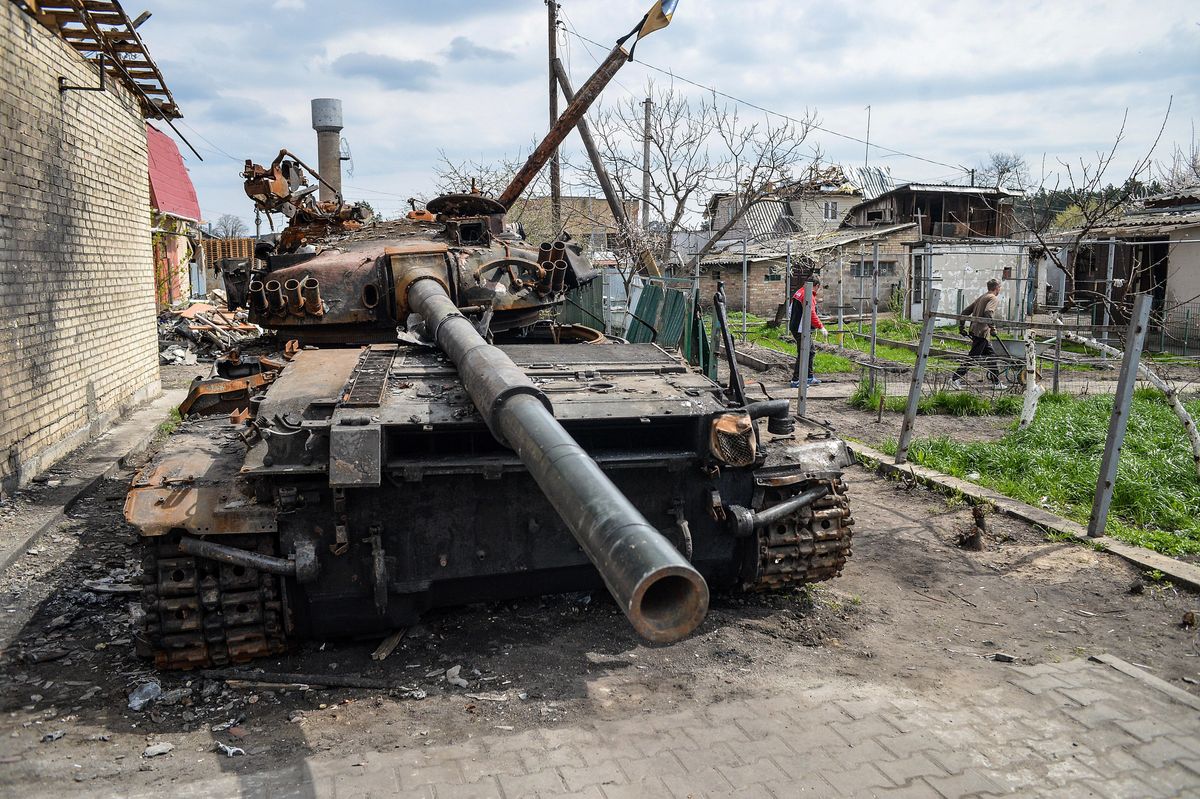 "To Kill The Bear" — Why Total Victory Over Russia Is Frightening, And Necessary - Vimarsana News
