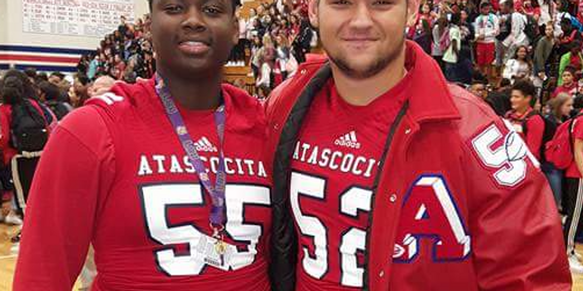 Texans rookie Kenyon Green's jersey retired by Atascosita High School