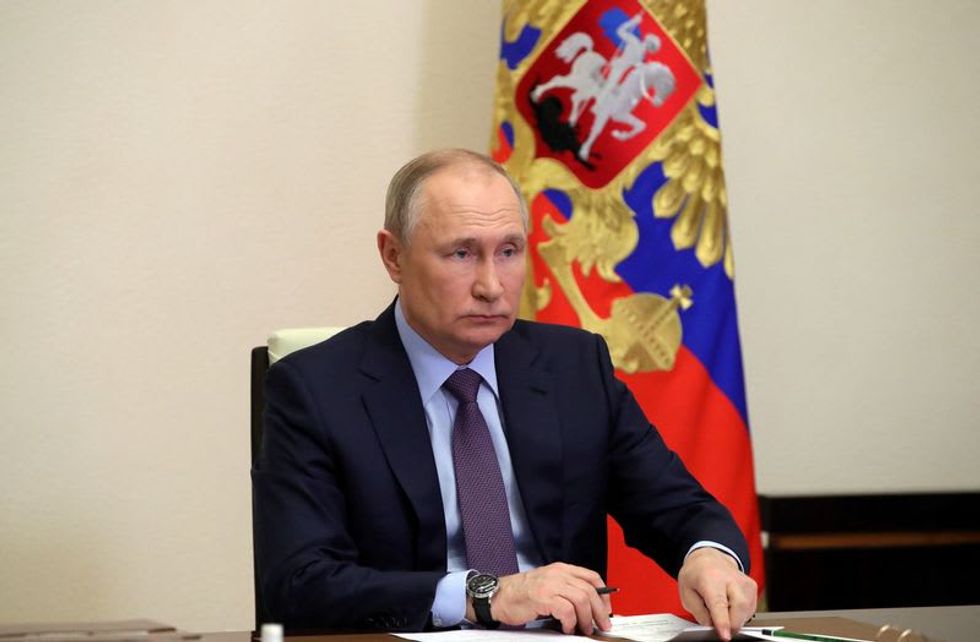 As Russia Assaults East Ukraine, Putin Issues More Threats