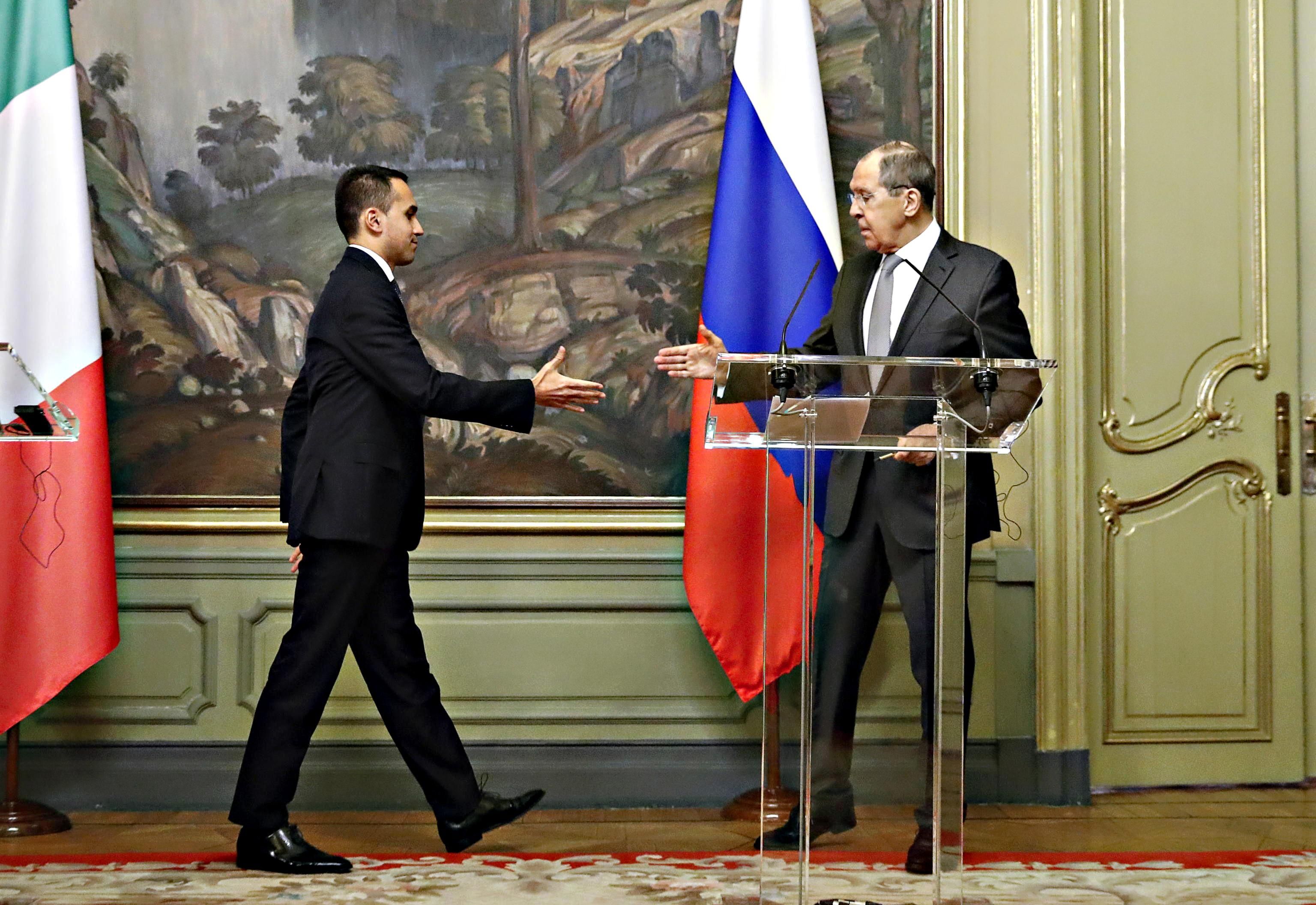 I russi al lavoro sul piano italiano per la pace