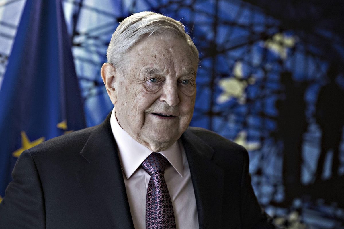 Soros e Gates, gli autocrati illiberali impartiscono lezioni di democrazia
