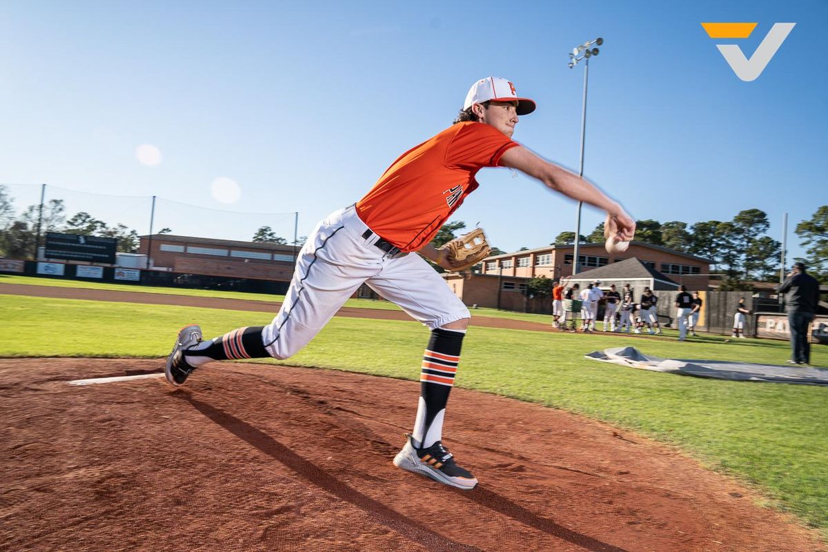 MARUCCI ELITE: St. Pius X Evans the next big arm in Houston
