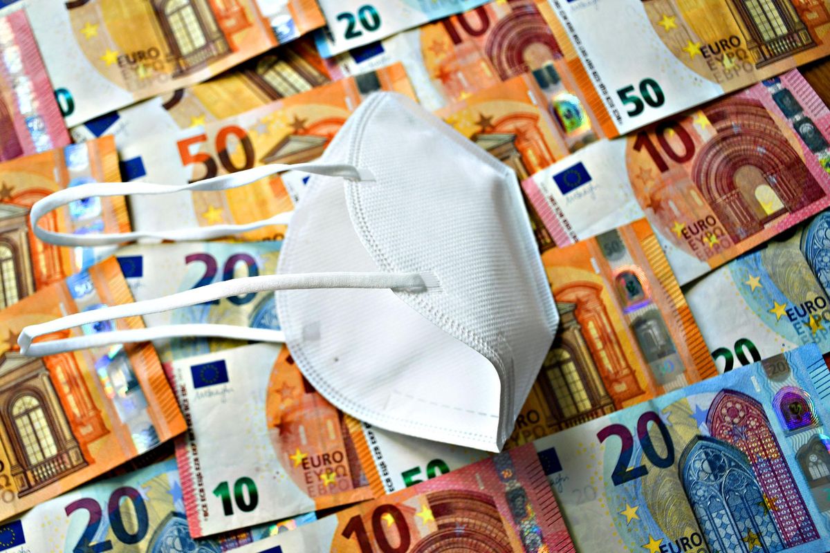 L’ossessione per le mascherine ci è costata 9 miliardi di euro