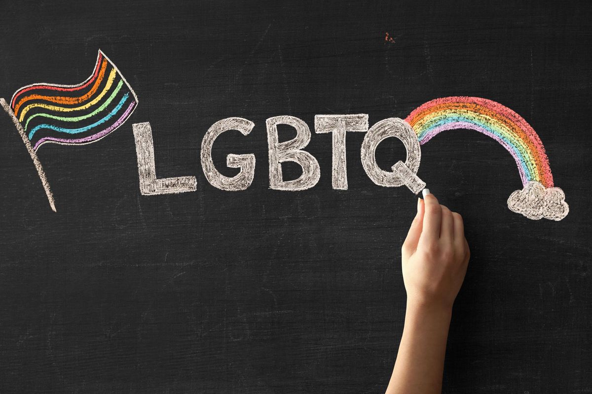 Attuano il ddl Zan senza che sia legge e a scuola parlano di trans e omofobia