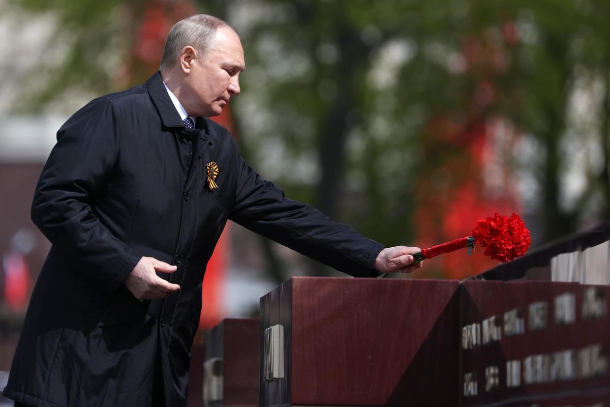 Il cancro non ferma i cannoni: morto un Putin se ne fa un altro