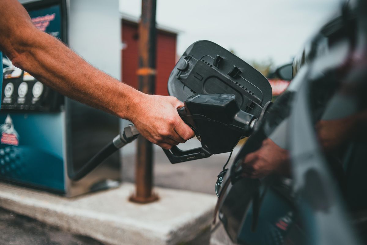 Gas prices set record highs, threaten to be '$5 by the end of the week'