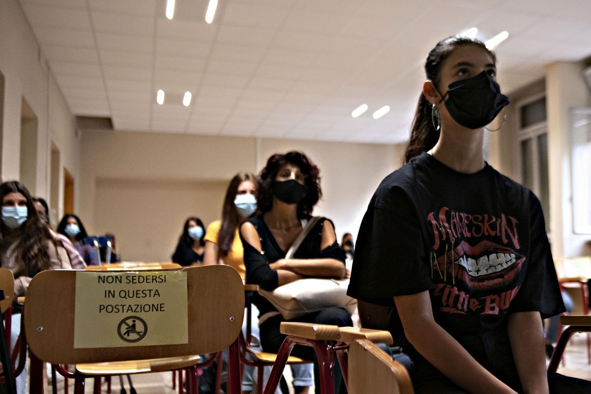 Hanno le mascherine nel cervello