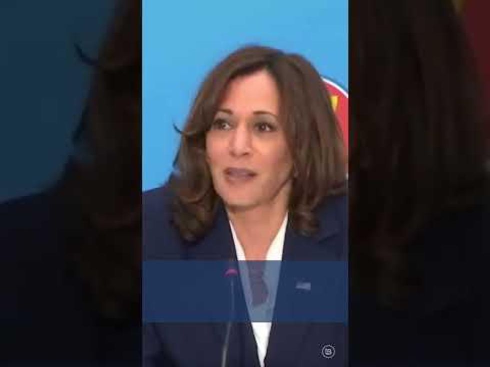 Kamala repeats herself 5 TIMES in 30 seconds…