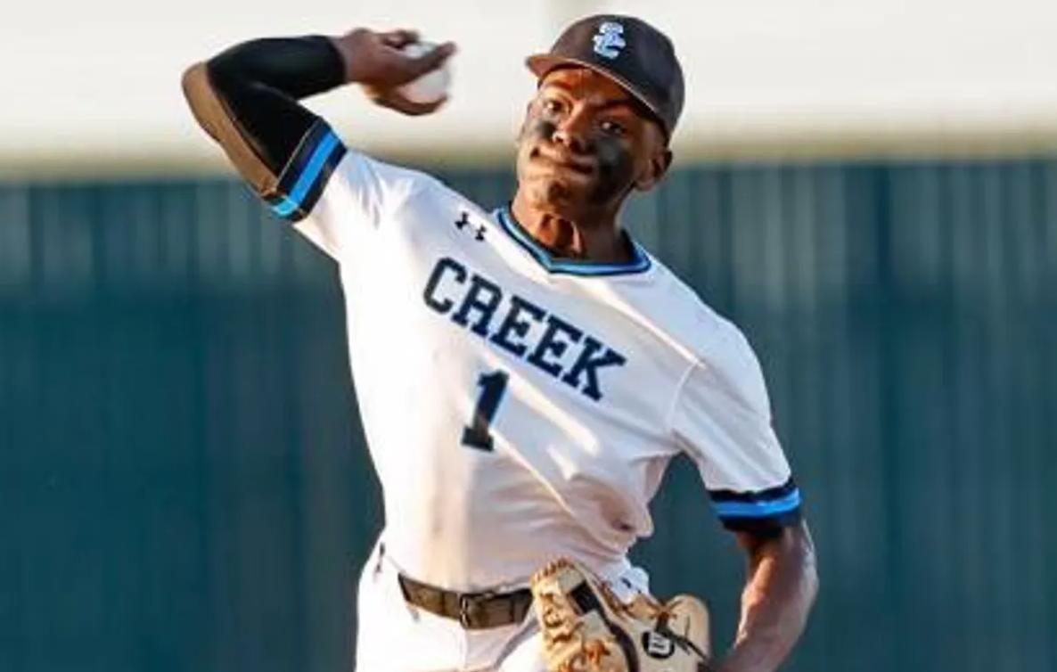 MARUCCI ELITE: Dual-sport Lewis driven by leadership; family