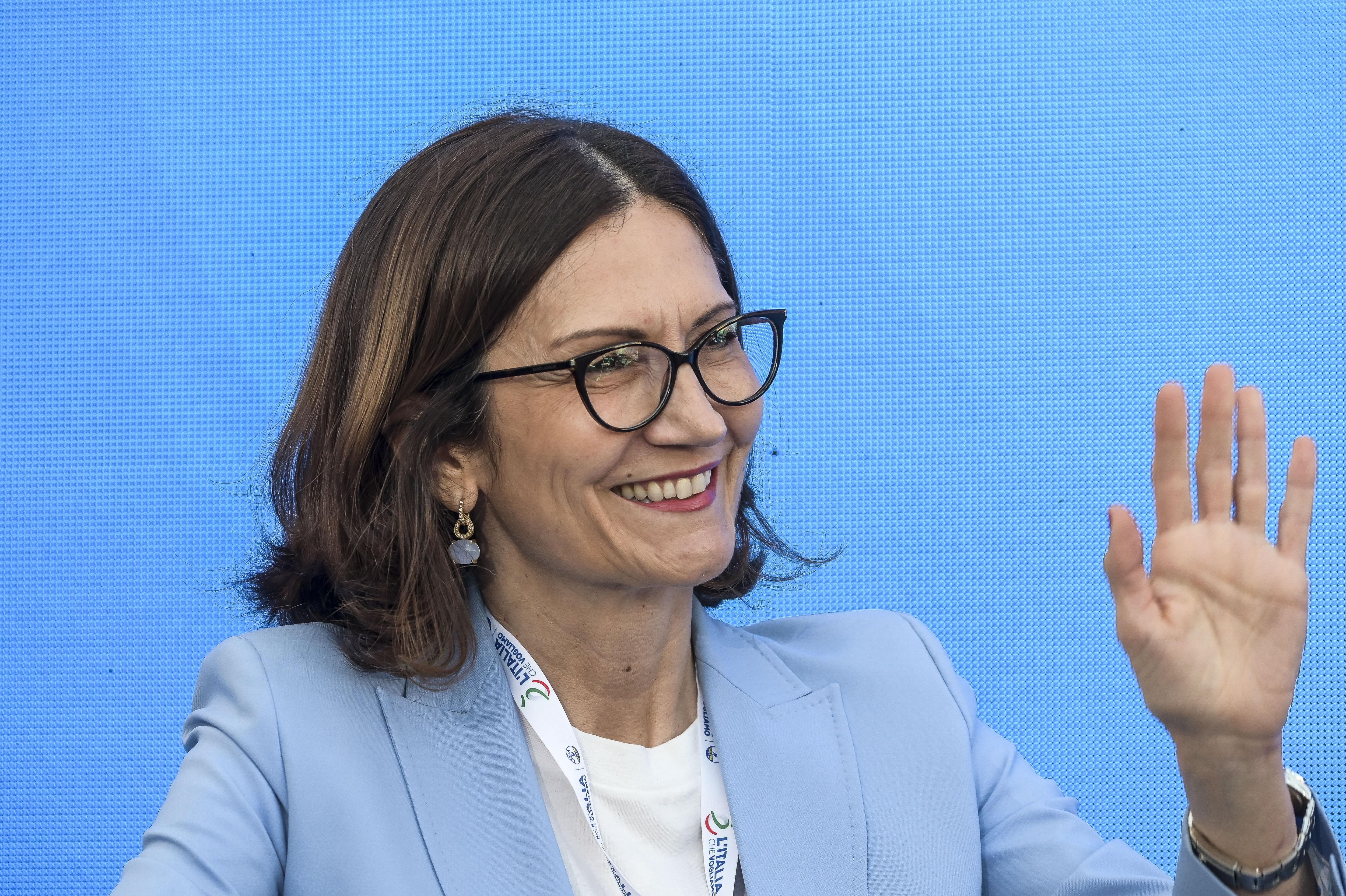 Berlusconi prova a ricompattare i suoi. Salvini attacca dem e pentastellati