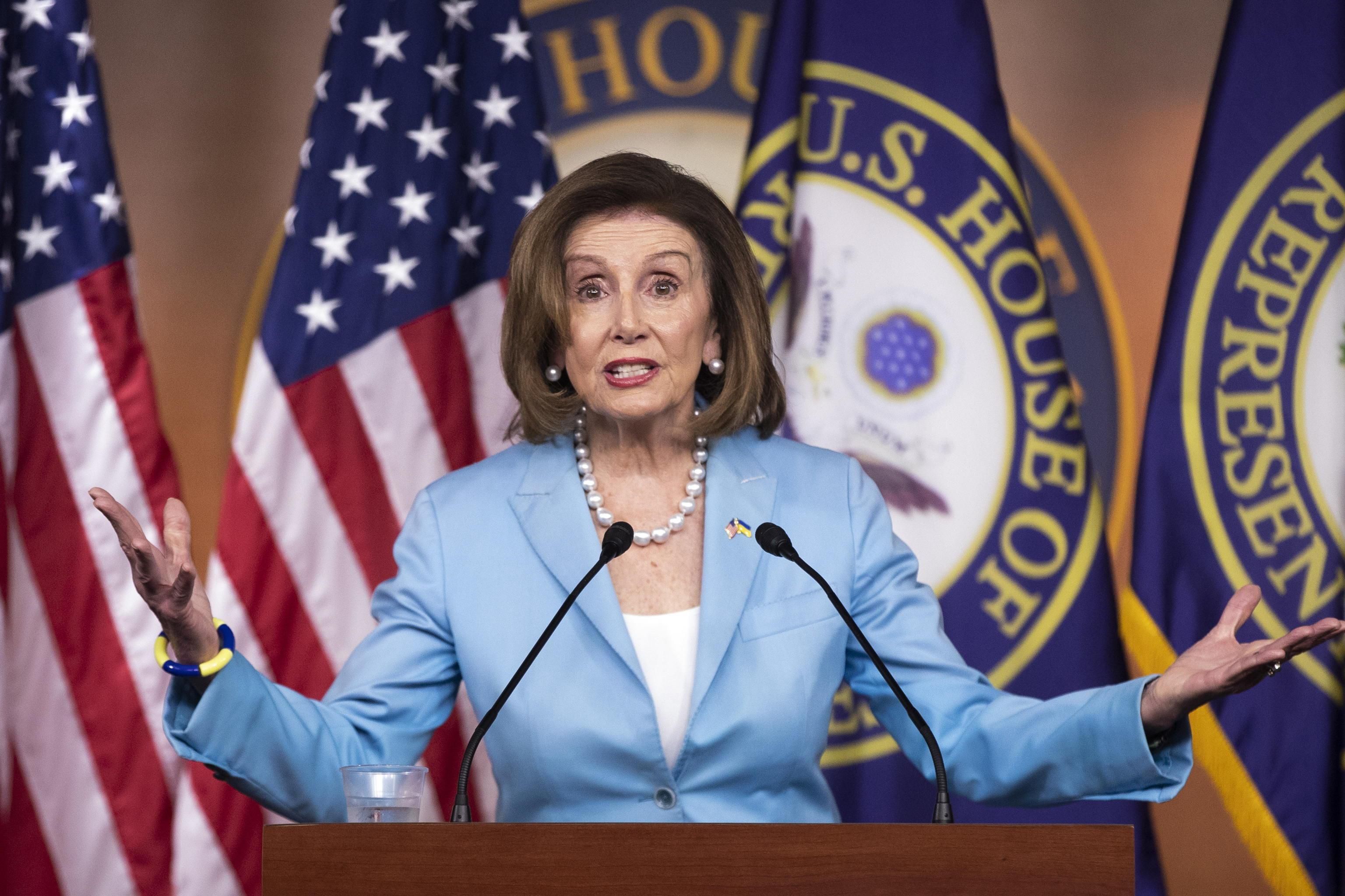 Il vescovo scomunica Nancy Pelosi. «È pro aborto, niente comunione»