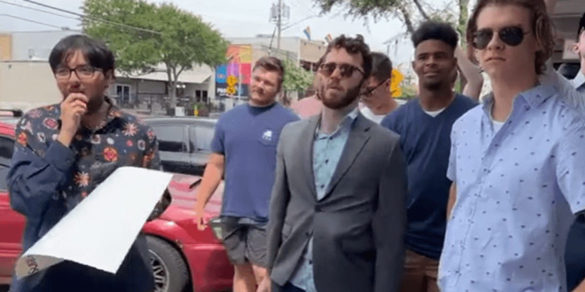 Fascists Terrorize Kids At Dallas Pride, But Don't Worry It's For Jesus - Vimarsana News