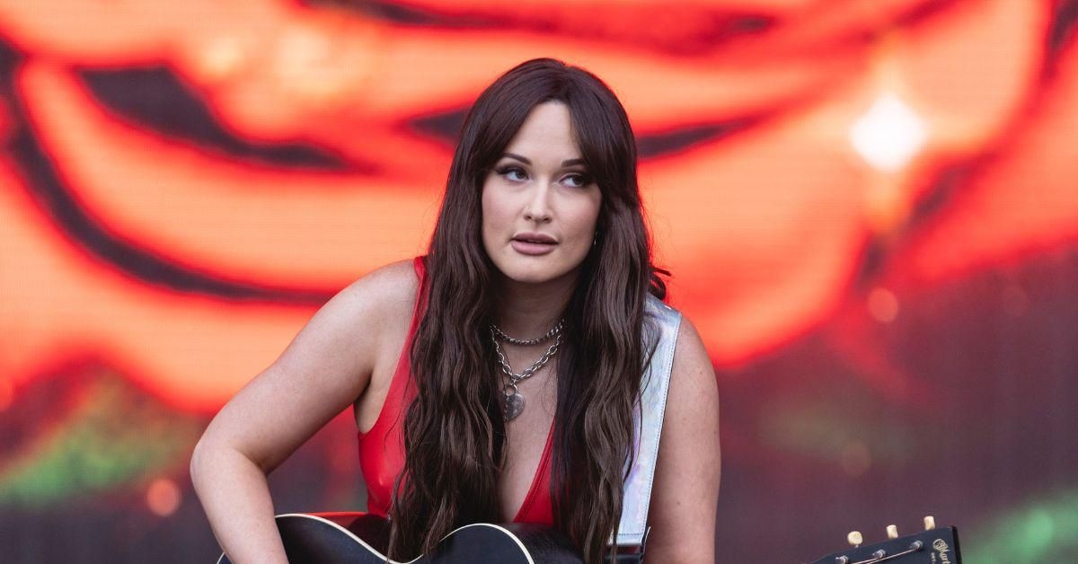 Kacey Musgraves Puts 'F**king Awful' American Airlines Flight On Blast After Worker Made Her Cry