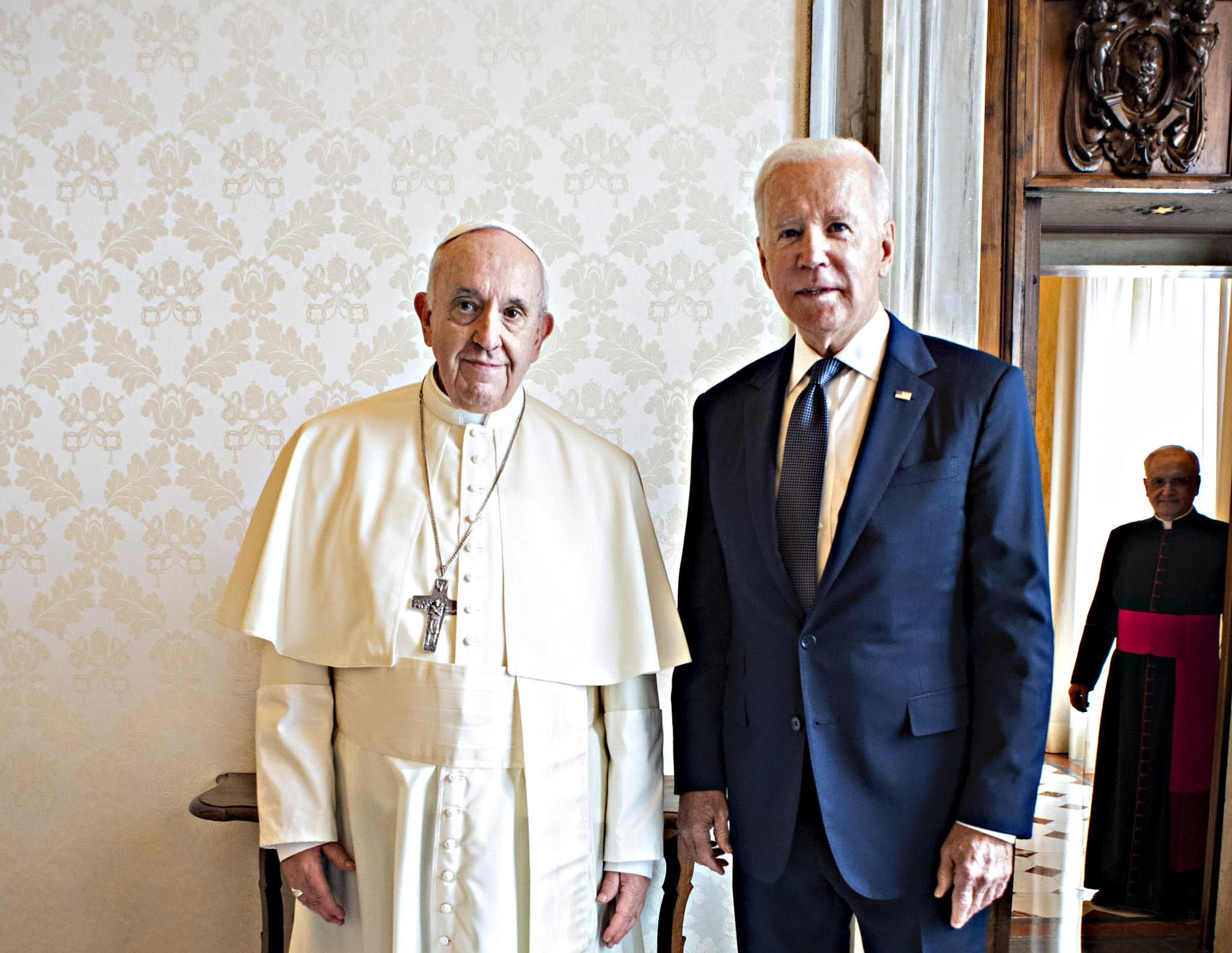 Il Papa e Biden bussano al Cremlino. È l’ora delle trattative top secret