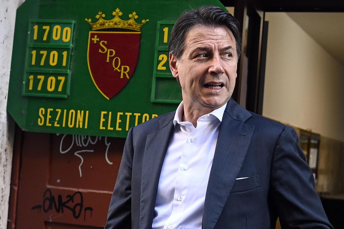 Il tracollo grillino affonda il «campo largo»