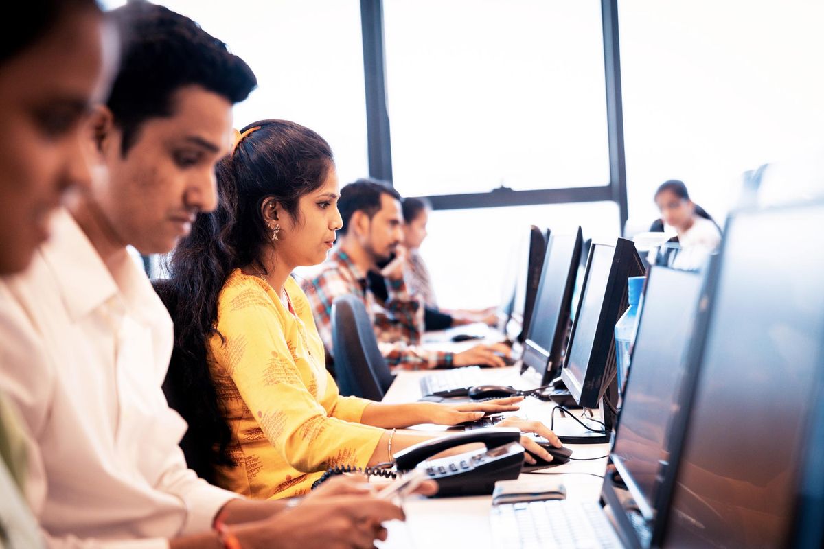 Altro che salario minimo: si punta a sfruttare il telelavoro all’estero