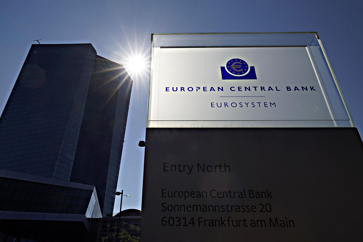 La Bce sfodera un mini salvagente e corregge il tiro della Lagarde