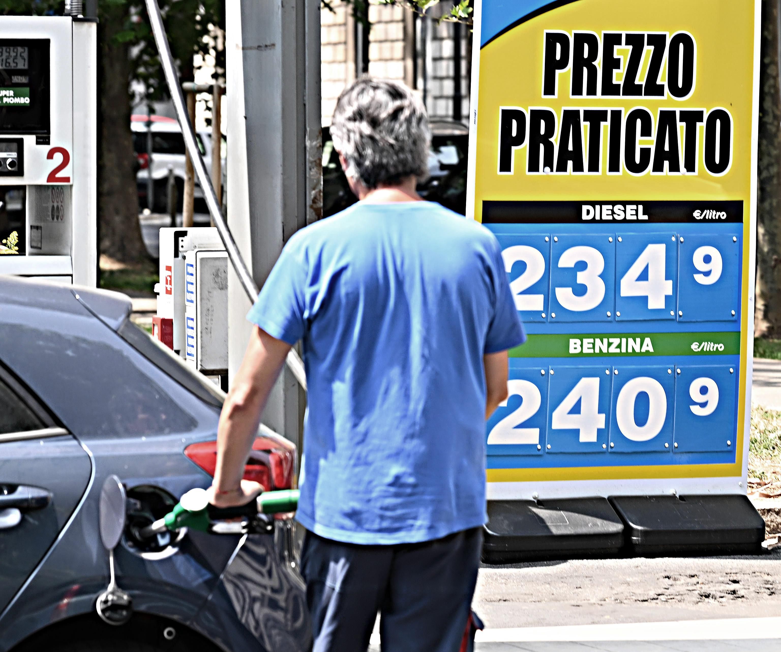 Con il balzello sugli extra profitti si rischia solo un altro buco nei conti